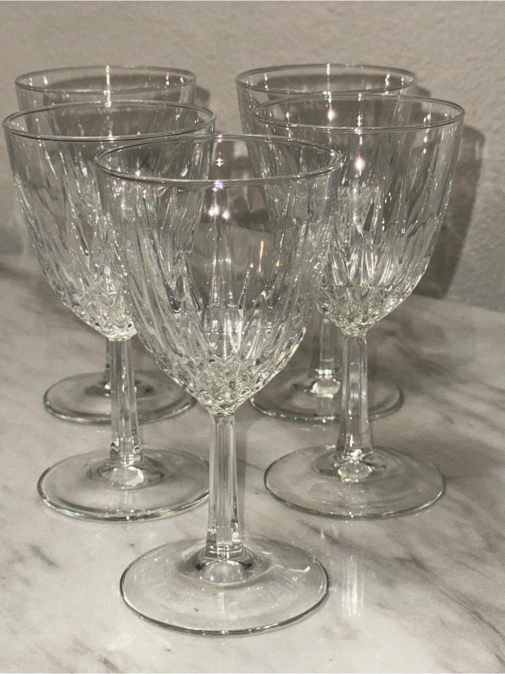 Cristal crystal water goblet or wine glass set 5 "Diamant" pattern vintage